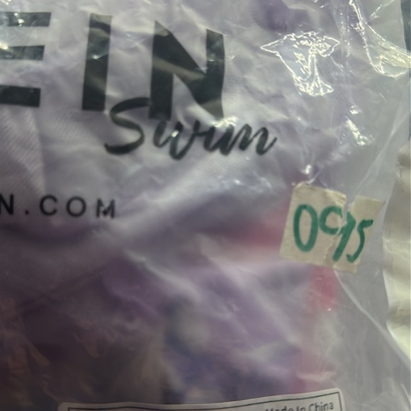 NWT, SHEIN,Tween Girl One-Piece Swimsuit With Floral Print And Ruffle Skirt,9Y - Picture 3 of 3